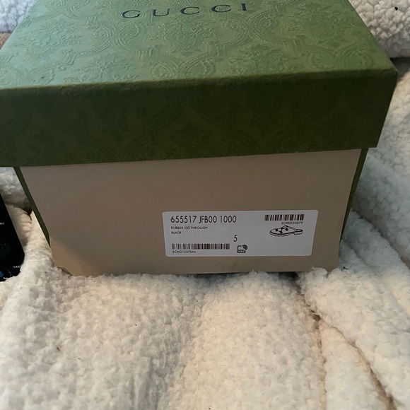 Unisex Gucci Clogs - Picture 5 of 5